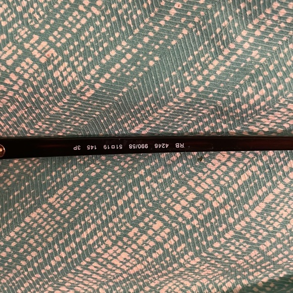 Ray ban polarized Rb4246 clubround classic - Picture 6 of 7